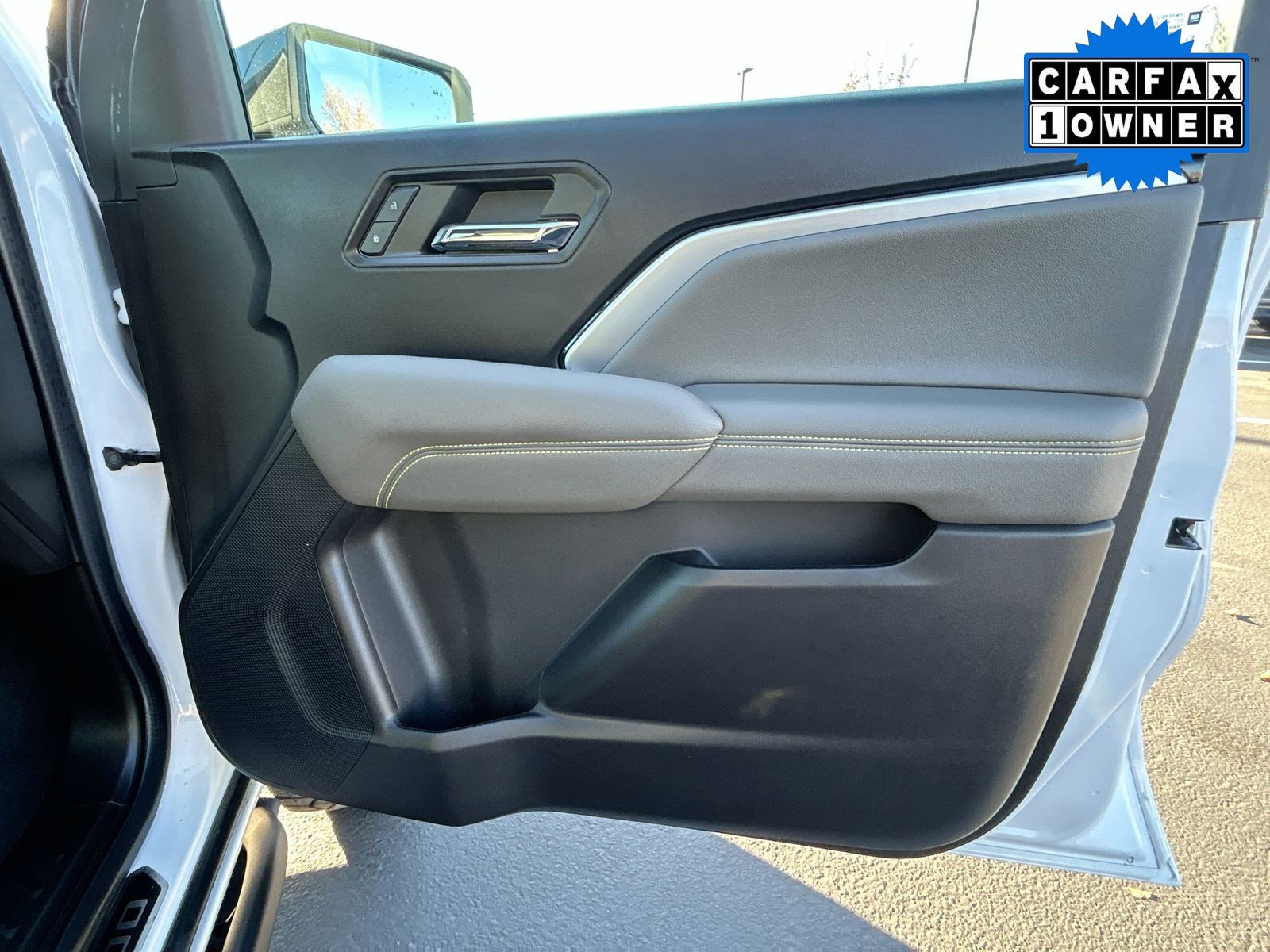 Used 2023 Chevrolet Colorado ZR2 w/ ZR2 Convenience Package III image 29