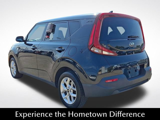 Used 2020 Kia Soul S FWD image 4