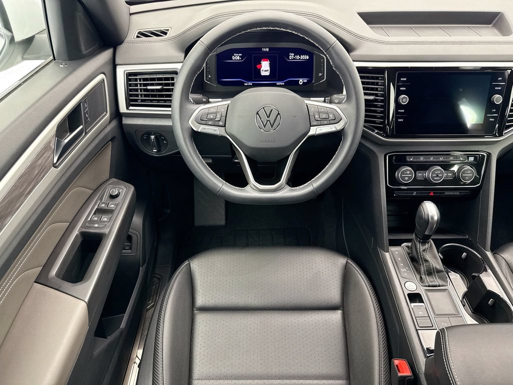 Certified 2023 Volkswagen Atlas Cross Sport SE w/ Panoramic Sunroof Package FWD image 10