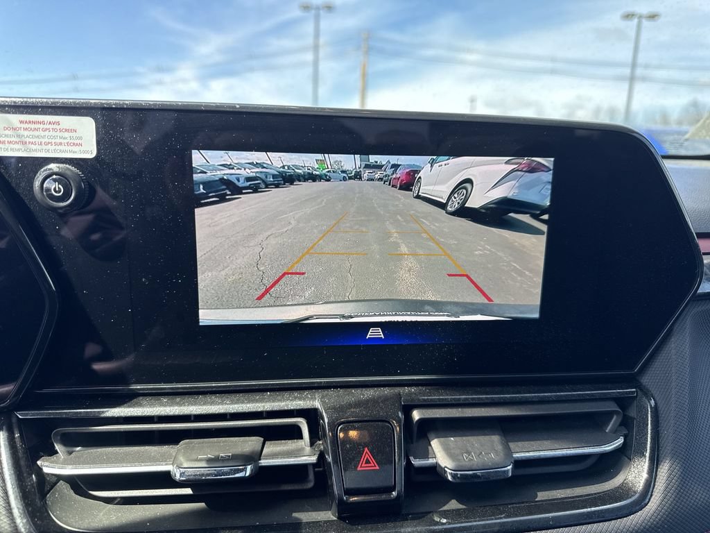 Used 2025 Chevrolet TrailBlazer RS w/ Convenience Package AWD/4WD image 17