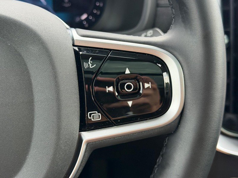 Certified 2026 Volvo XC90 B6 Ultra AWD/4WD image 18