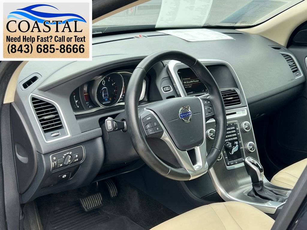 Used 2016 Volvo XC60 T6 w/ Proximity Package AWD/4WD image 6