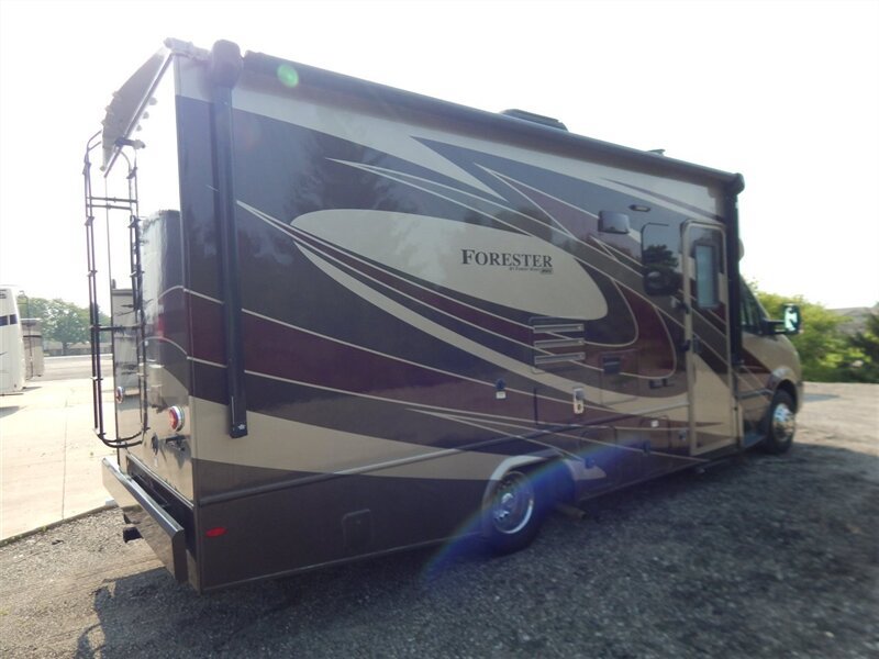 Used 2017 Mercedes-Benz Sprinter 3500 image 7