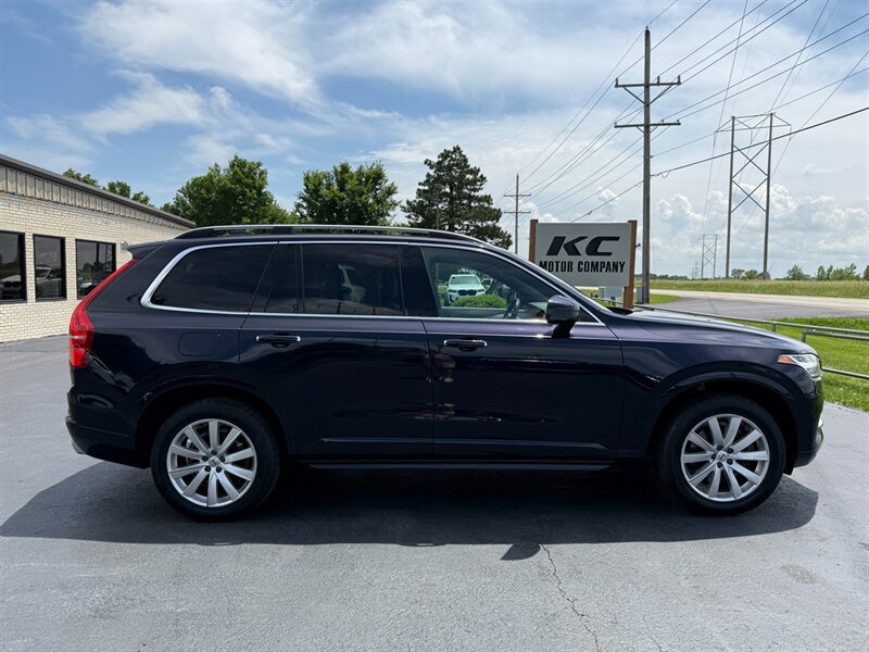Used 2017 Volvo XC90 T6 Momentum w/ Vision Package AWD/4WD image 6