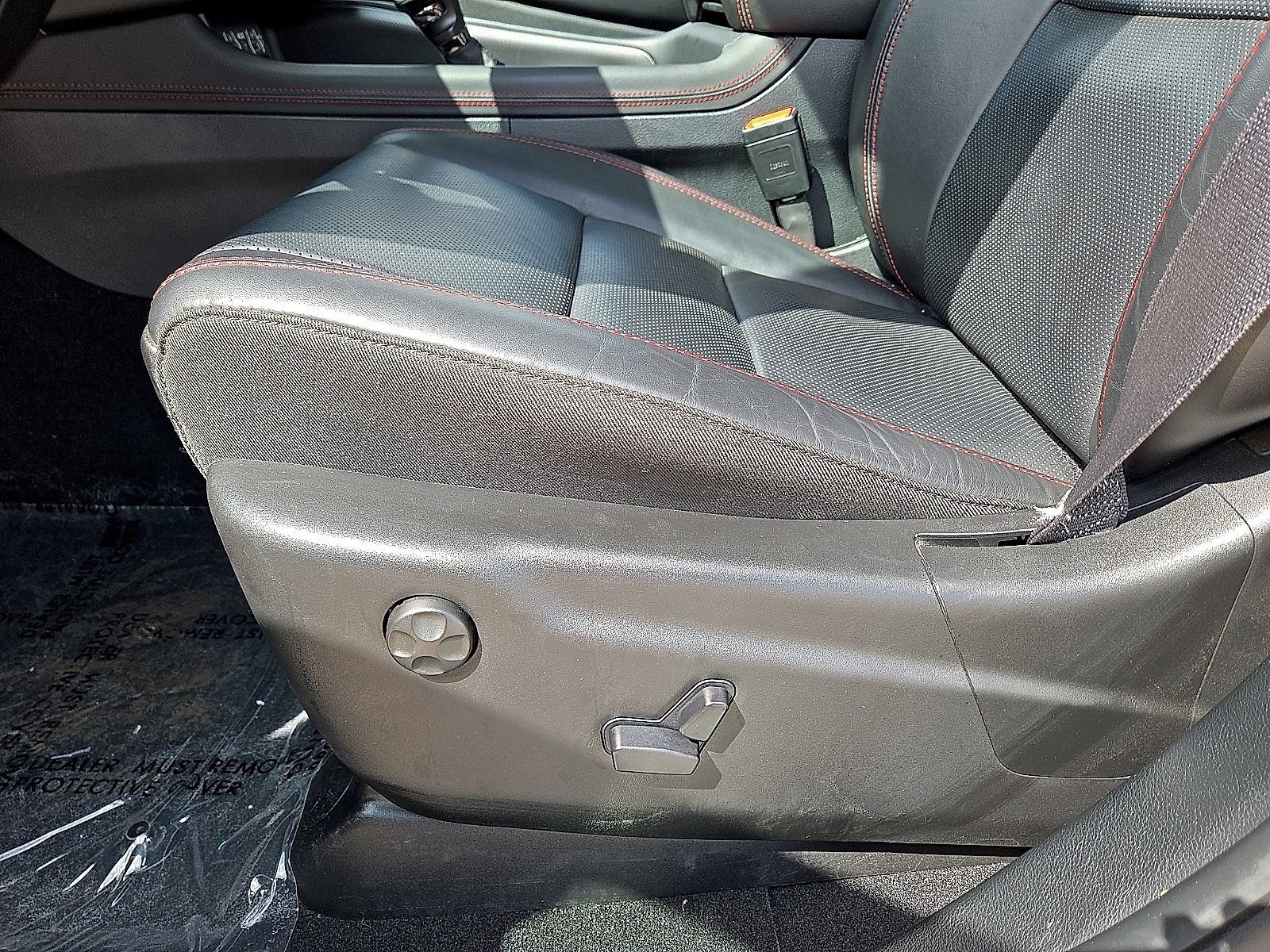 Used 2025 Dodge Durango GT AWD/4WD image 25