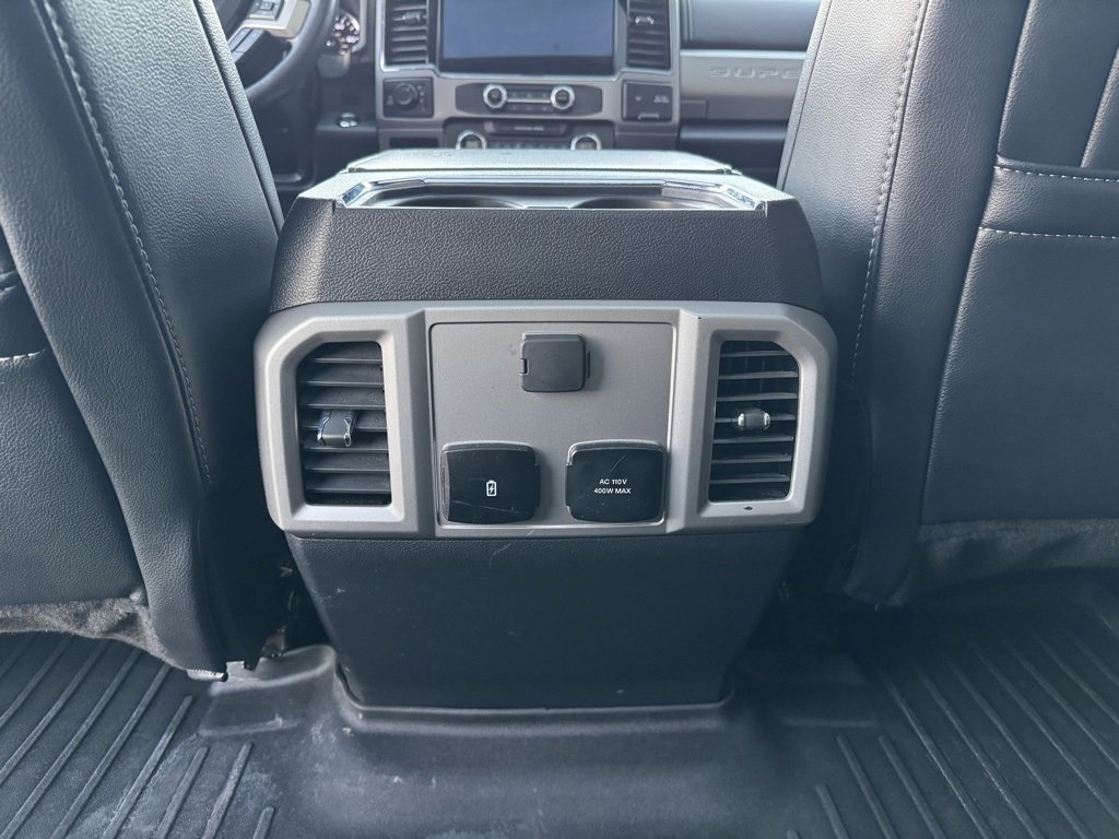 Used 2022 Ford F350 Lariat w/ Black Appearance Package image 19