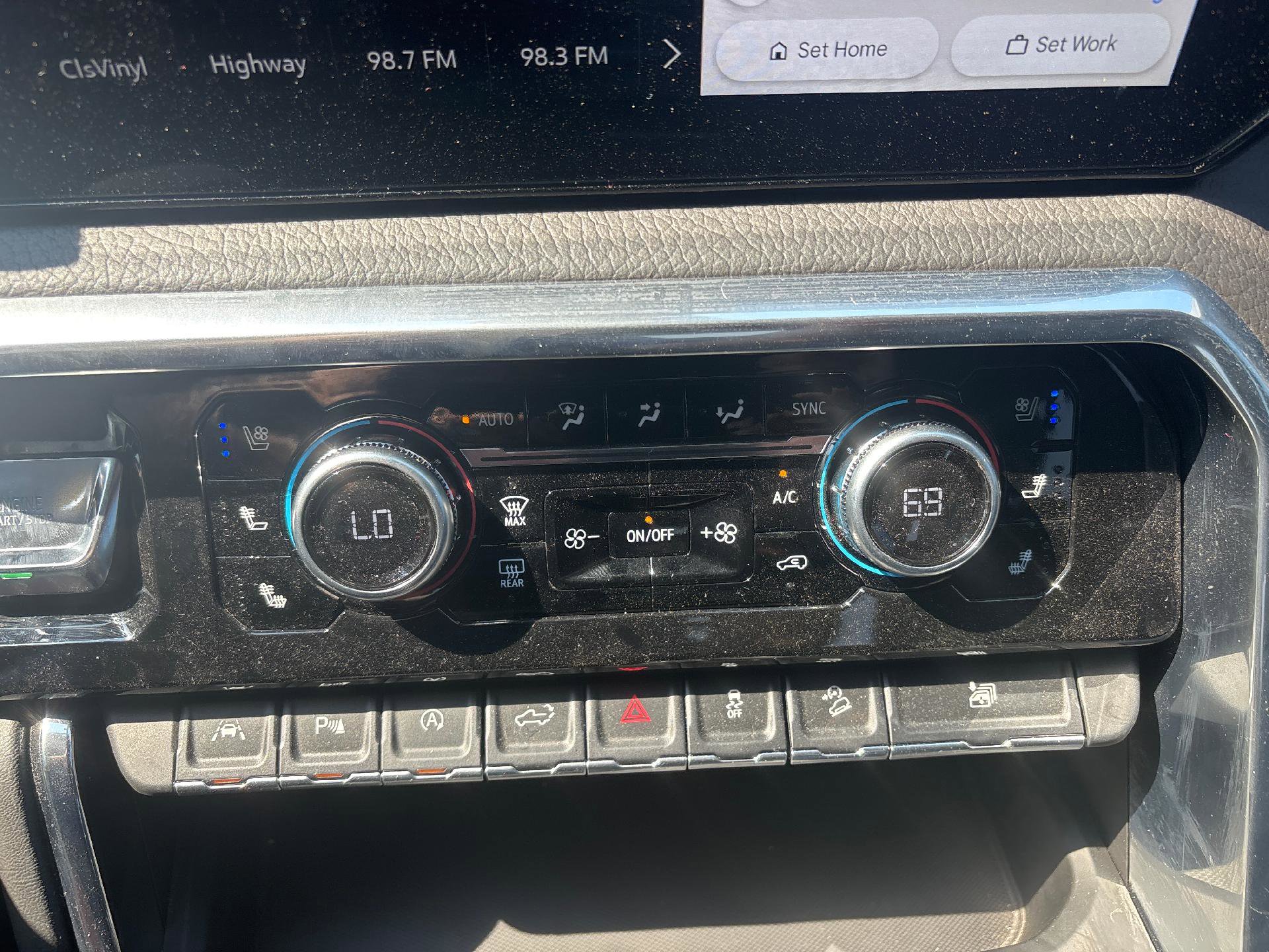 Used 2022 GMC Sierra 1500 Denali AWD/4WD image 23