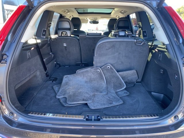 Used 2025 Volvo XC90 B5 Plus image 19