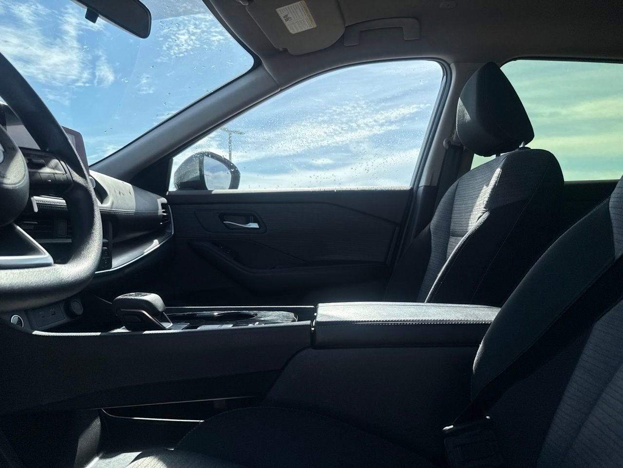 Certified 2023 Nissan Rogue SV FWD image 40