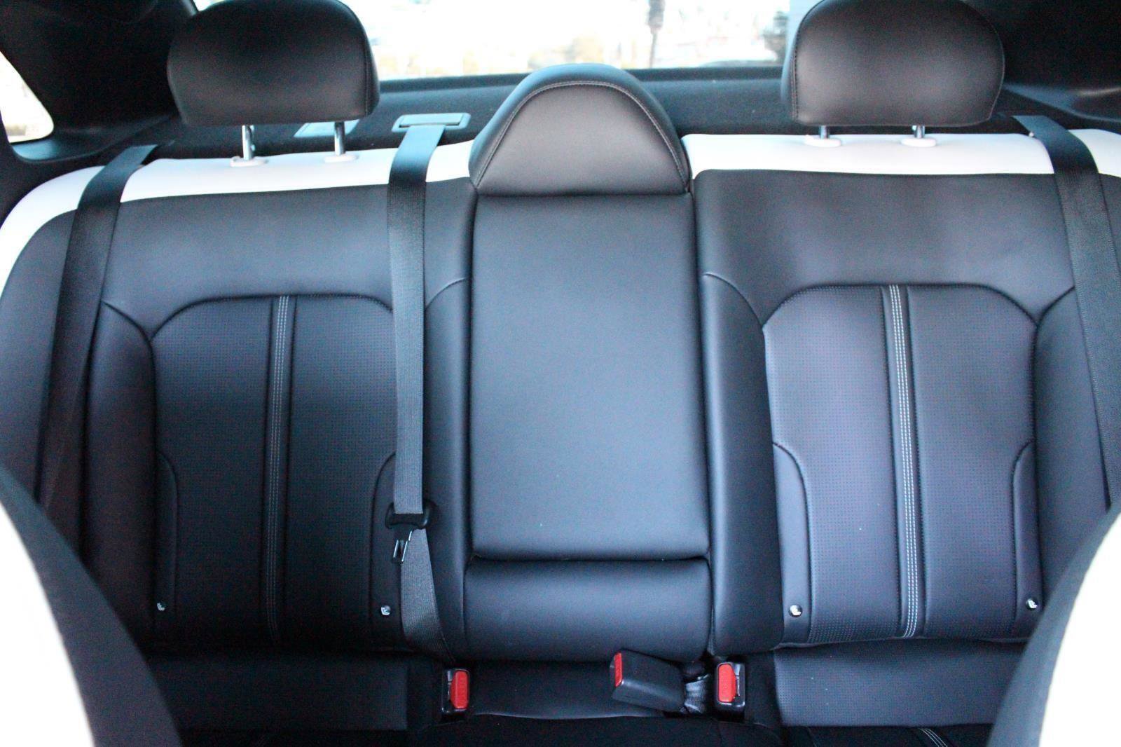 Certified 2025 Kia K5 GT-Line image 31