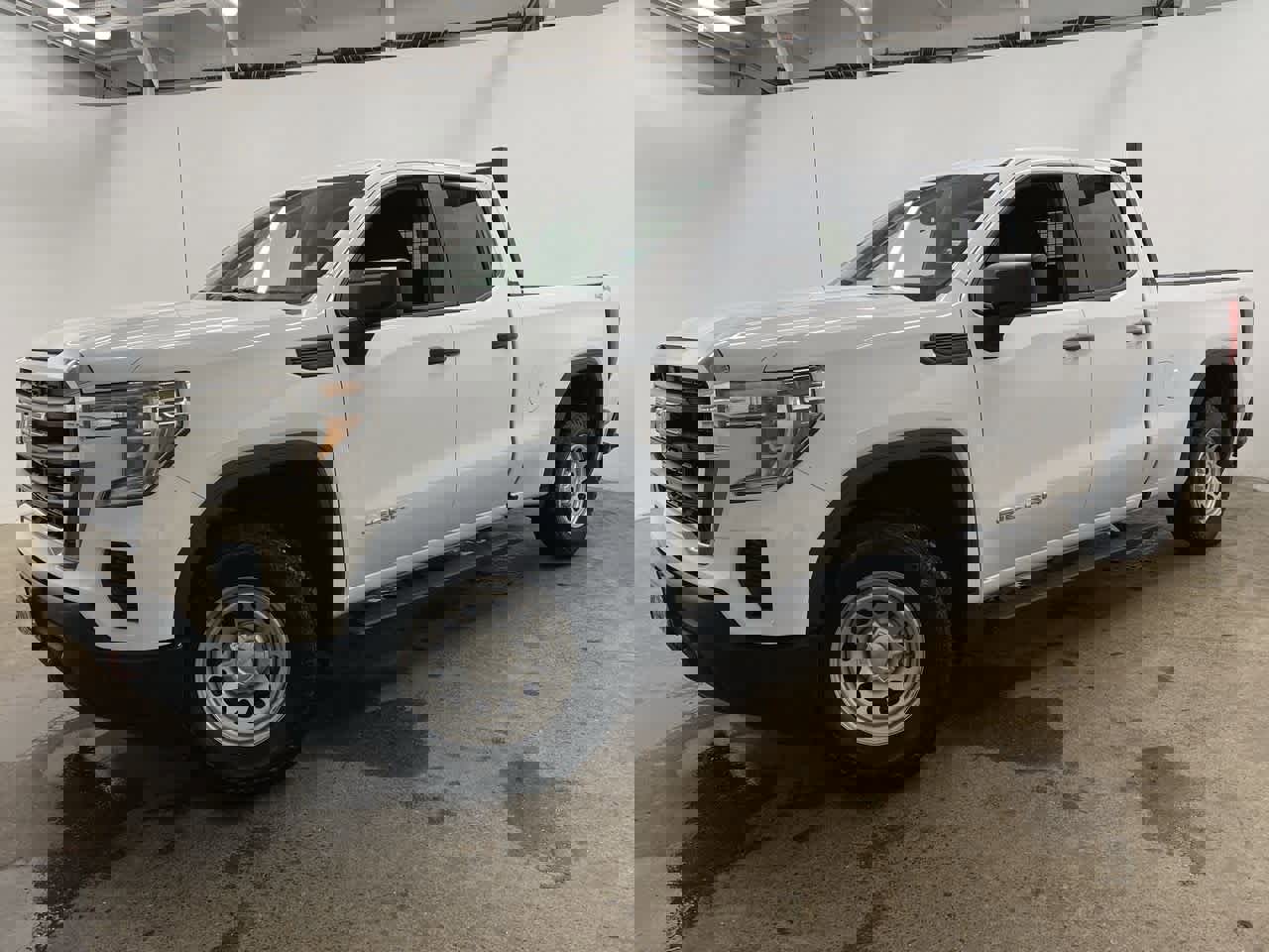 Used 2019 GMC Sierra 1500 4x4 Double Cab w/ Convenience Package image 1