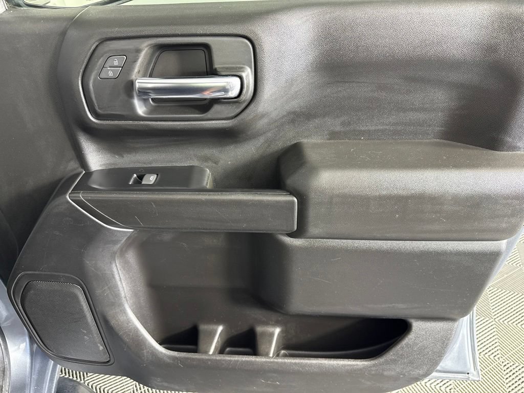 Used 2019 Chevrolet Silverado 1500 Custom Trail Boss w/ Custom Convenience Package AWD/4WD image 30