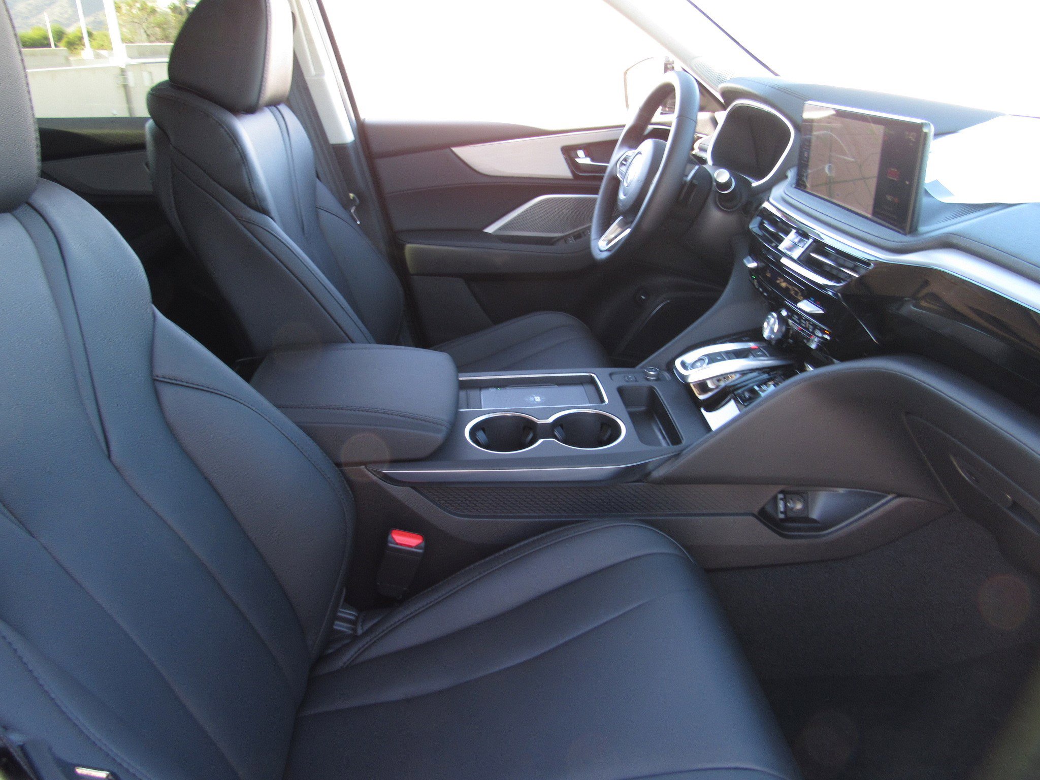 Certified 2025 Acura MDX SH-AWD image 9