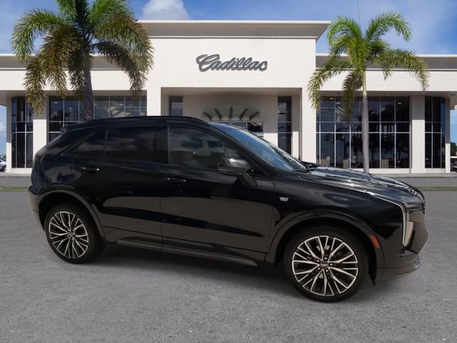 Certified 2024 Cadillac XT4 Sport FWD image 17