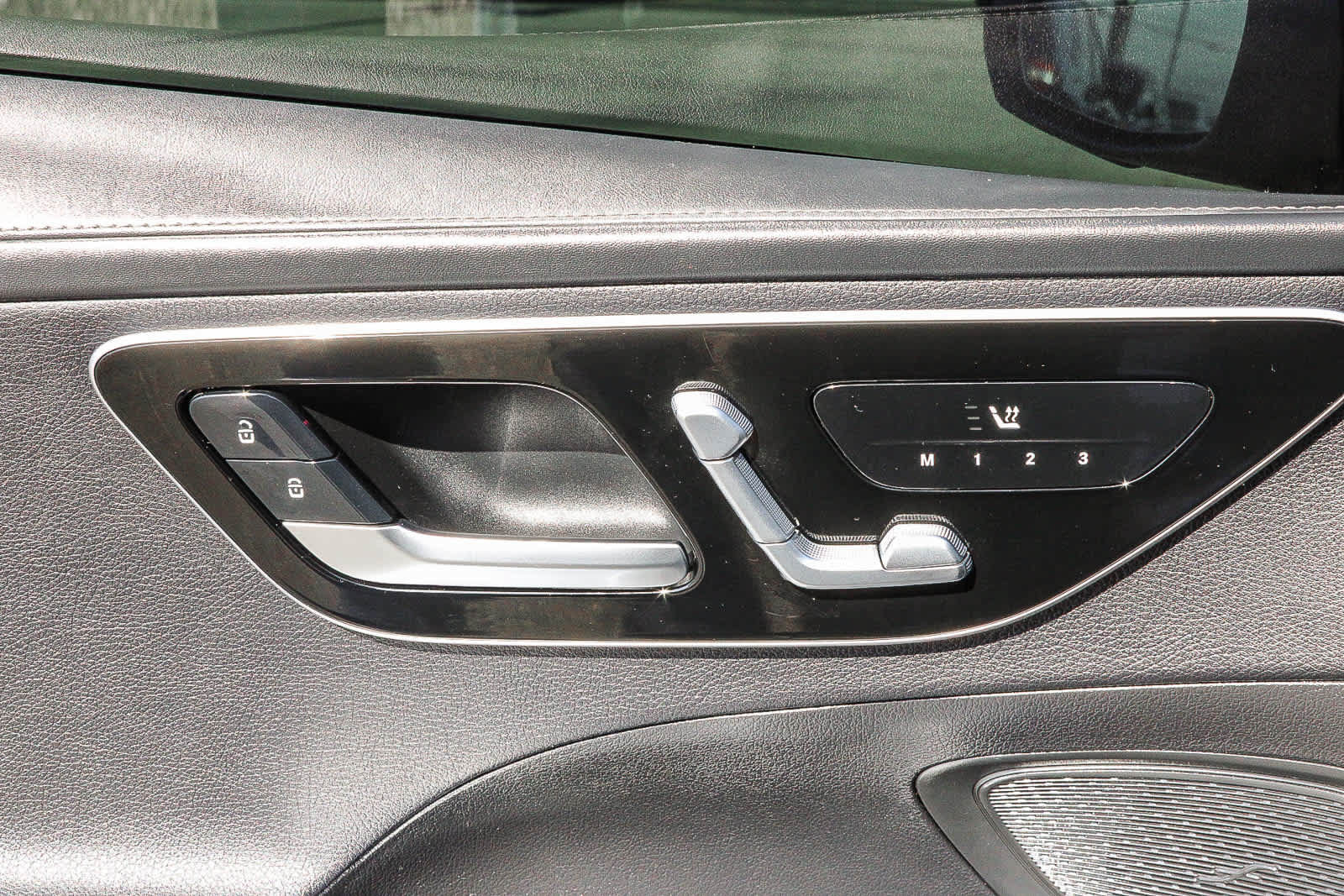Used 2023 Mercedes-Benz C 300 Sedan image 20