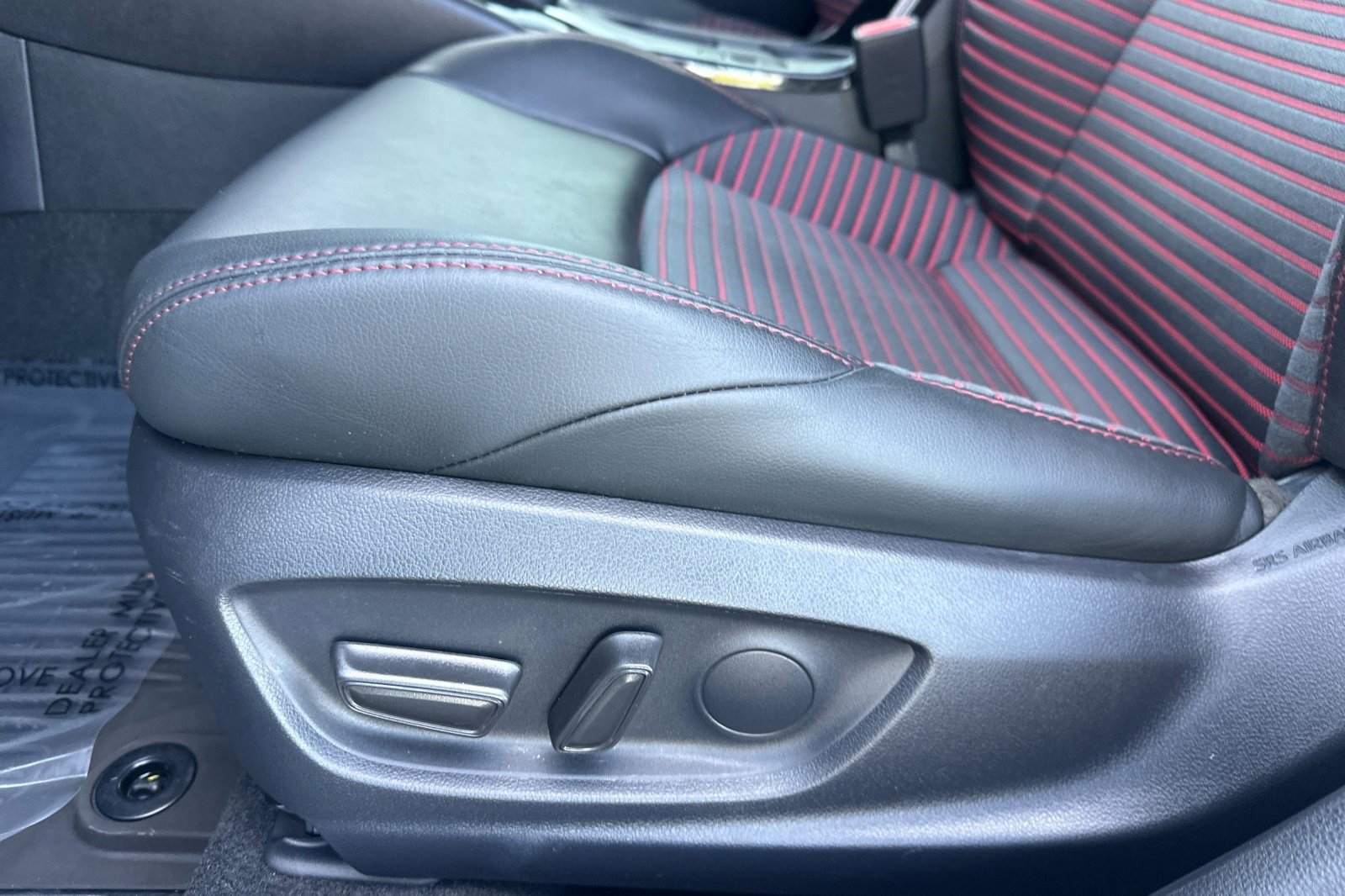 Used 2025 Toyota Corolla XSE image 14