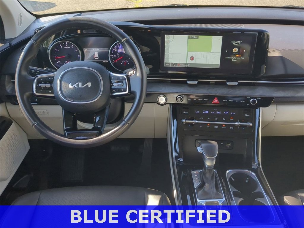 Used 2024 Kia Carnival EX image 22