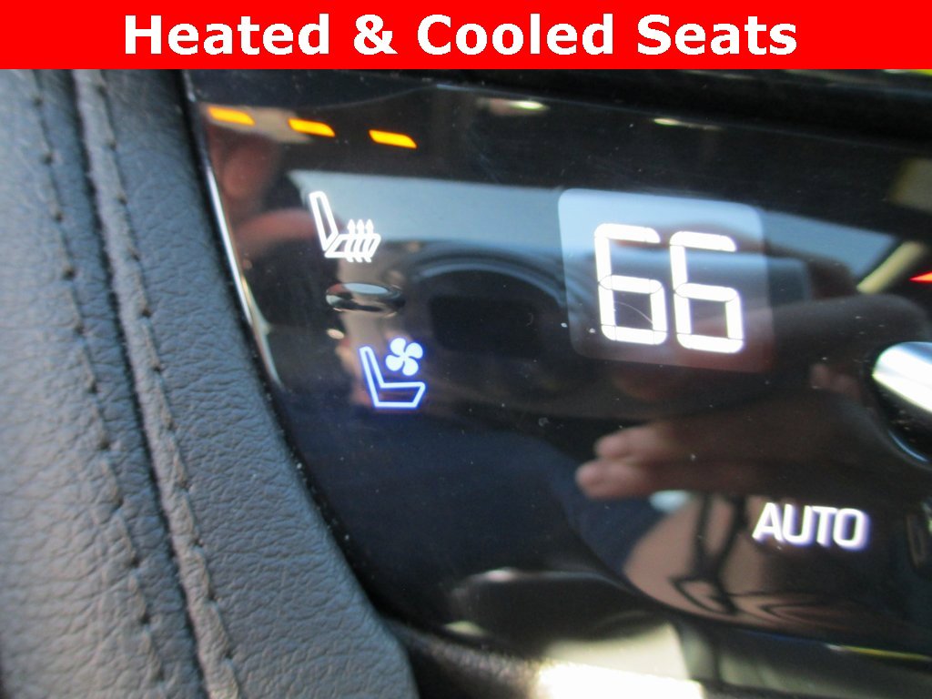 Used 2024 Cadillac XT6 Premium Luxury w/ Technology Package image 17