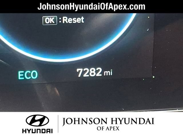 Certified 2025 Hyundai Elantra SEL FWD image 14