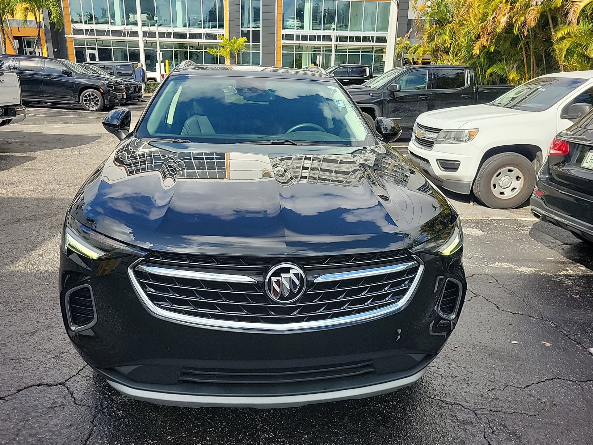 Used 2023 Buick Envision Essence image 4