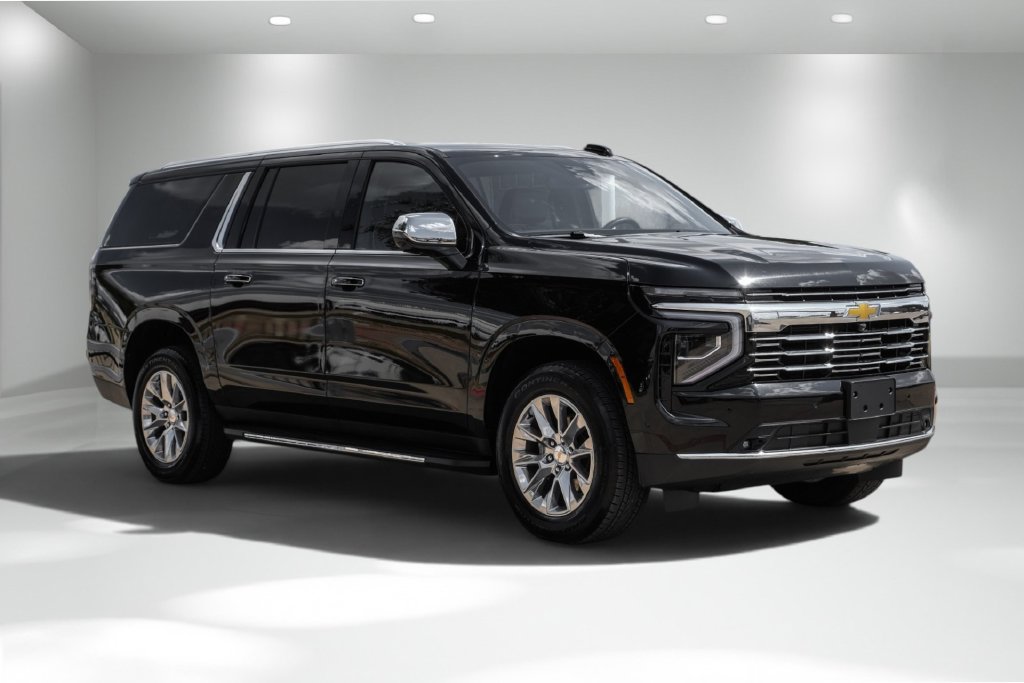 Used 2026 Chevrolet Suburban Premier AWD/4WD image 5