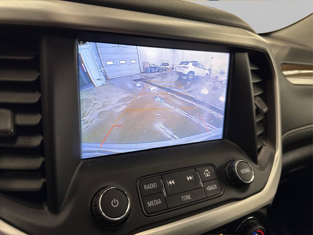 Used 2019 GMC Acadia SLE w/ LPO, Floor Liner Package image 29
