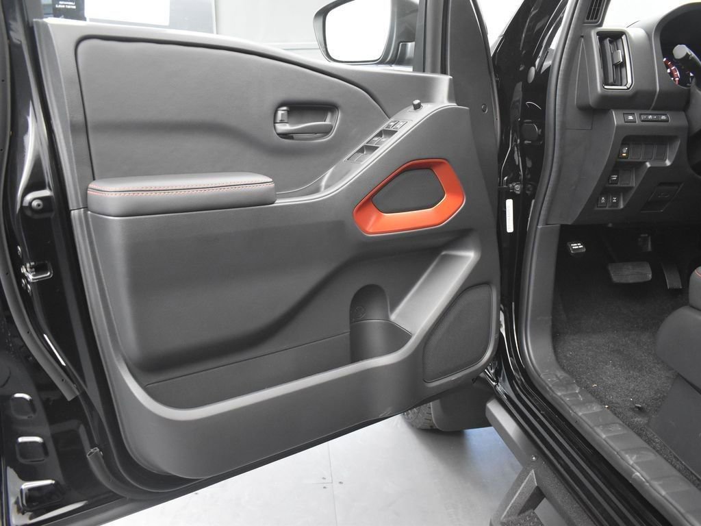 New 2026 Nissan Frontier PRO-4X w/ Tow Package image 28