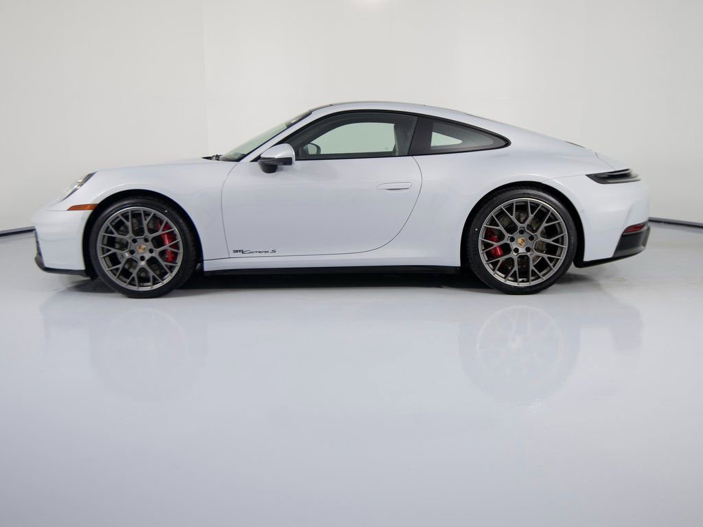 Certified 2025 Porsche 911 Carrera S image 4