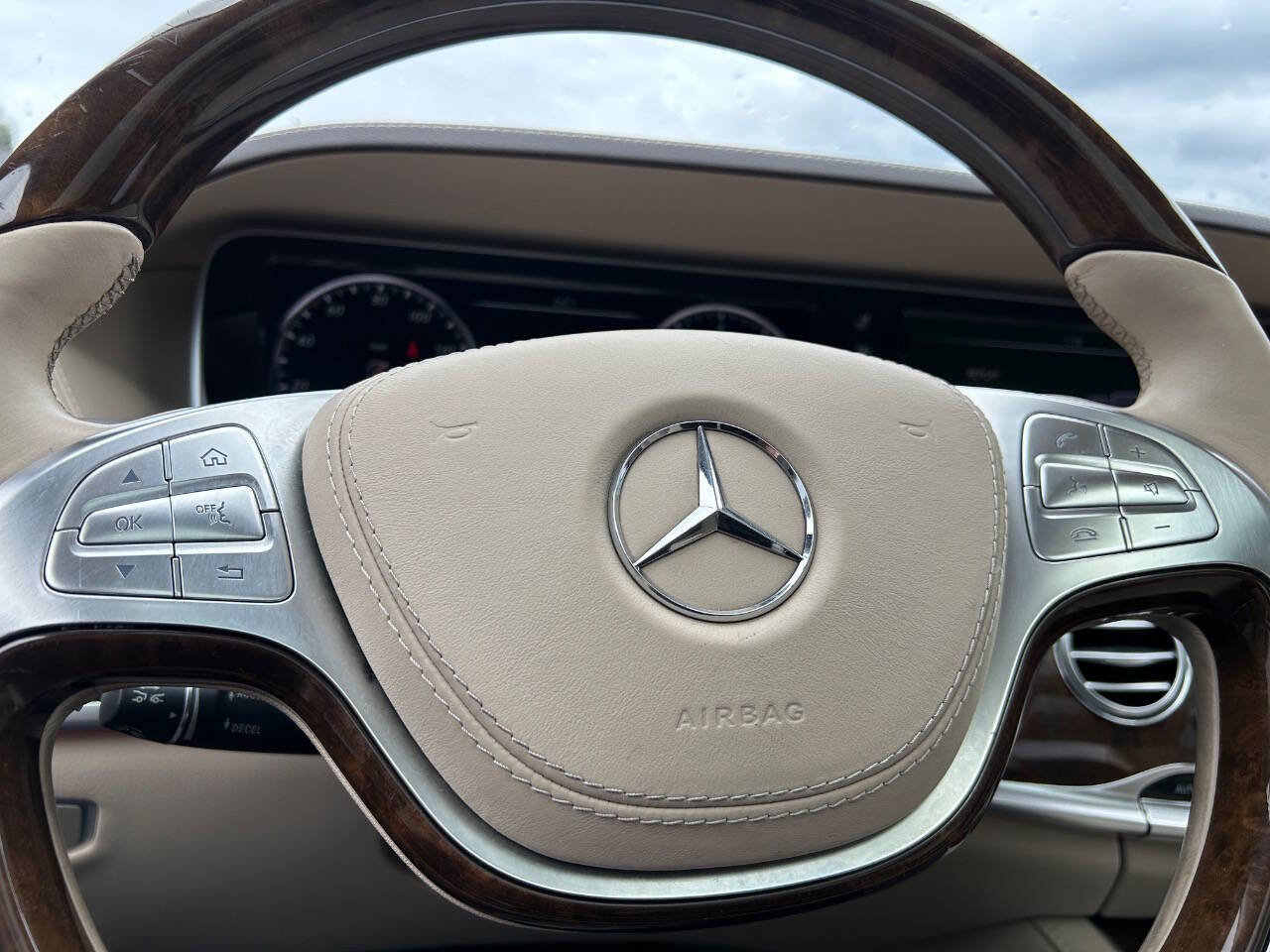 Used 2014 Mercedes-Benz S 550 Sedan w/ Premium 1 Package image 30