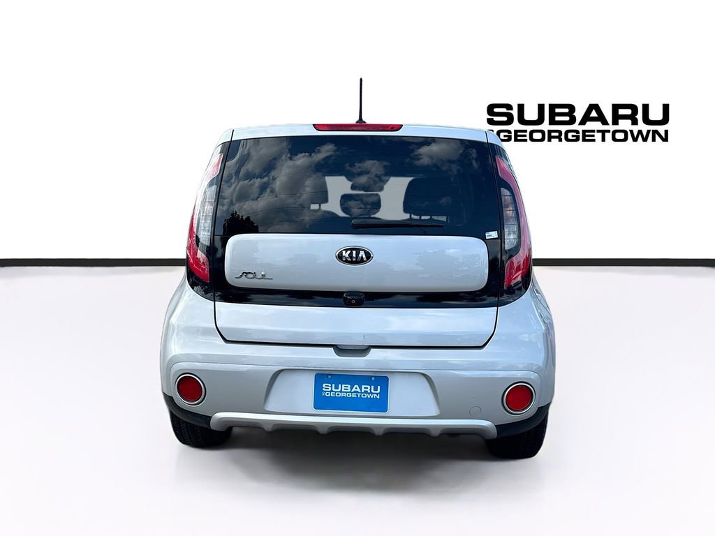 Used 2018 Kia Soul + w/ + Primo LIT Package FWD image 7