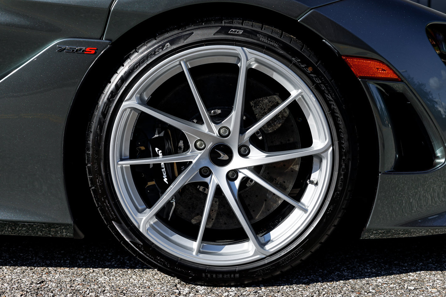 New 2027 McLaren 750S RWD image 9