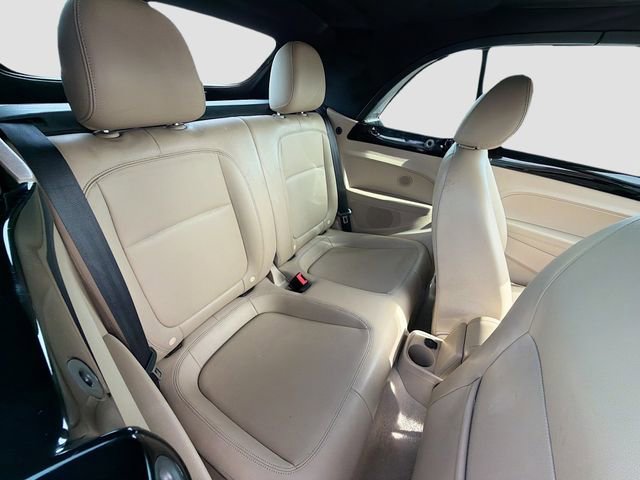 Used 2014 Volkswagen Beetle 1.8T image 24