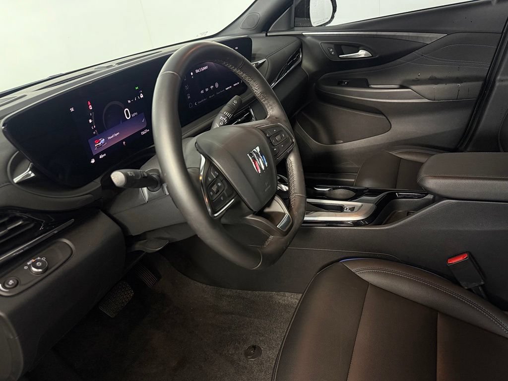Used 2025 Buick Envista Sport Touring FWD image 17