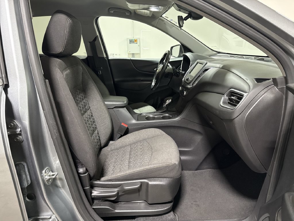Used 2024 Chevrolet Equinox LT AWD/4WD image 21