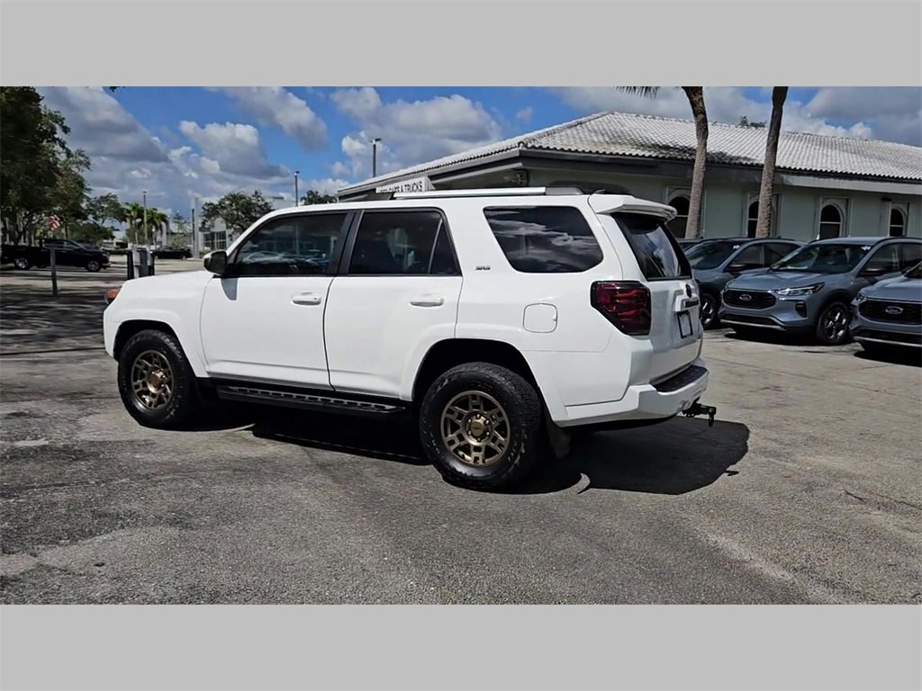 Used 2023 Toyota 4Runner SR5 image 30
