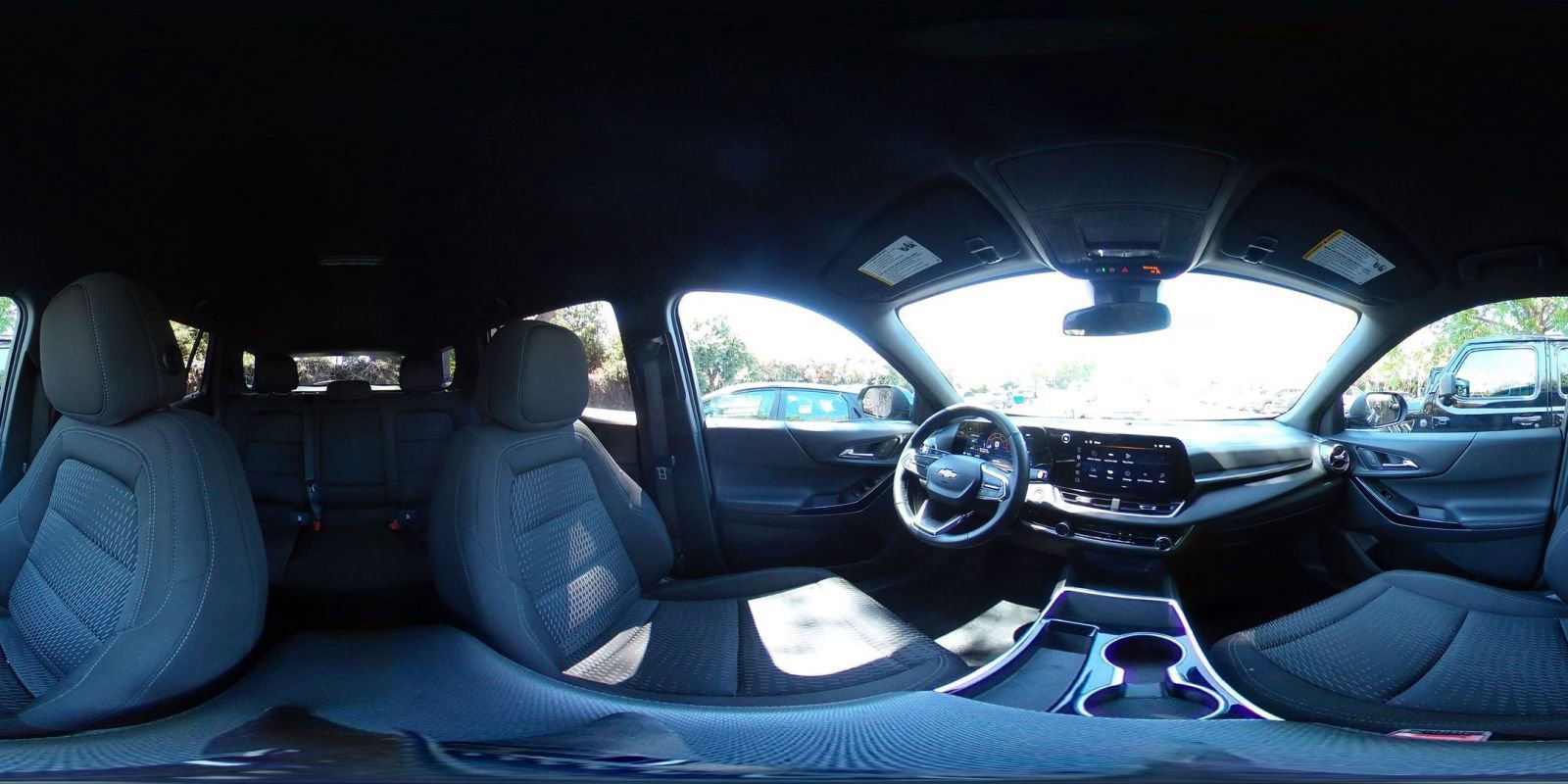 Used 2025 Chevrolet Equinox LT AWD/4WD image 42