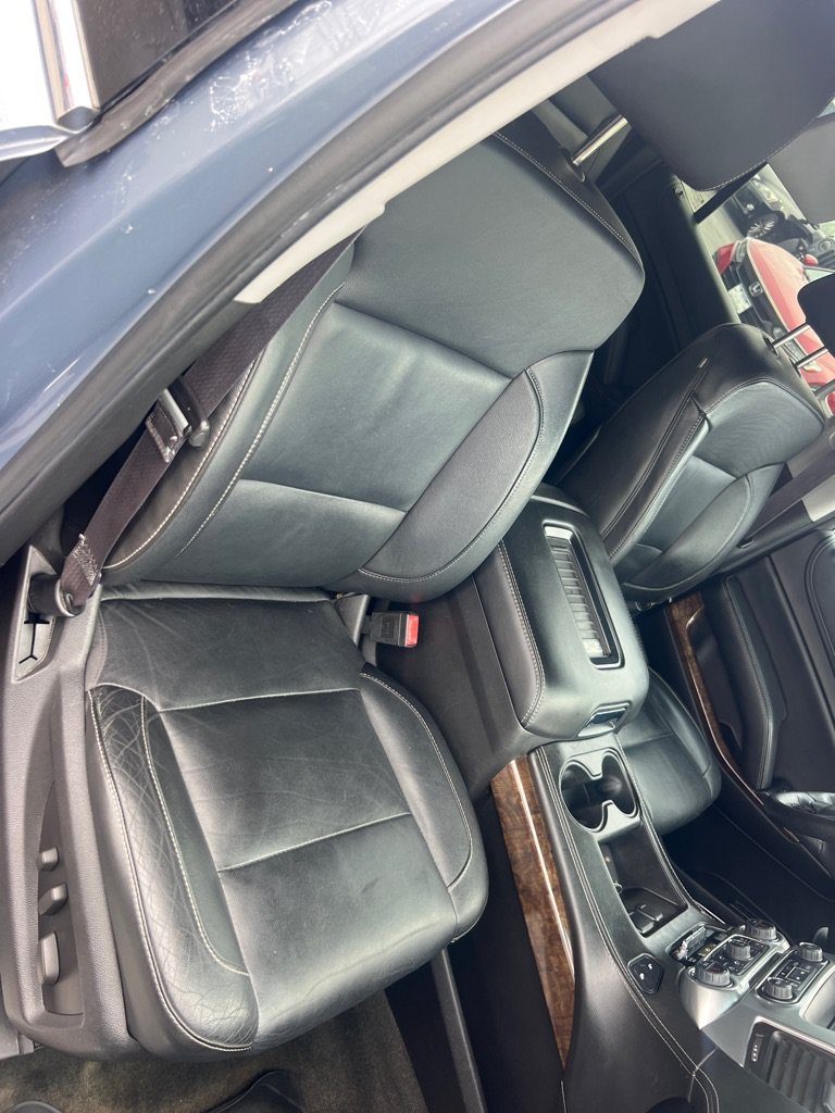 Used 2015 Chevrolet Suburban LT AWD/4WD image 24