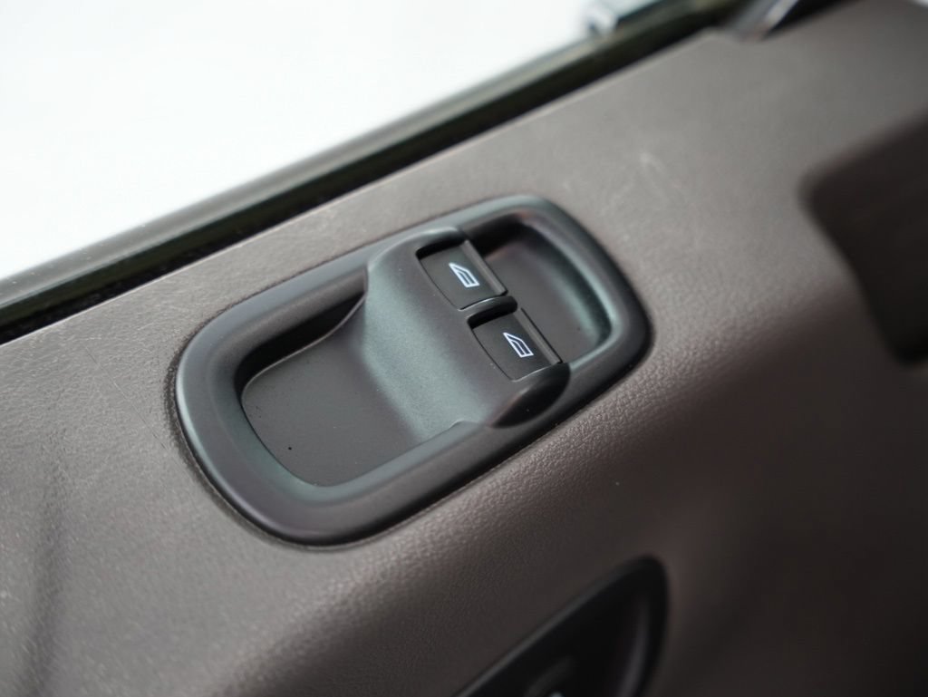 Used 2020 Ford Transit 250 Low Roof AWD image 29