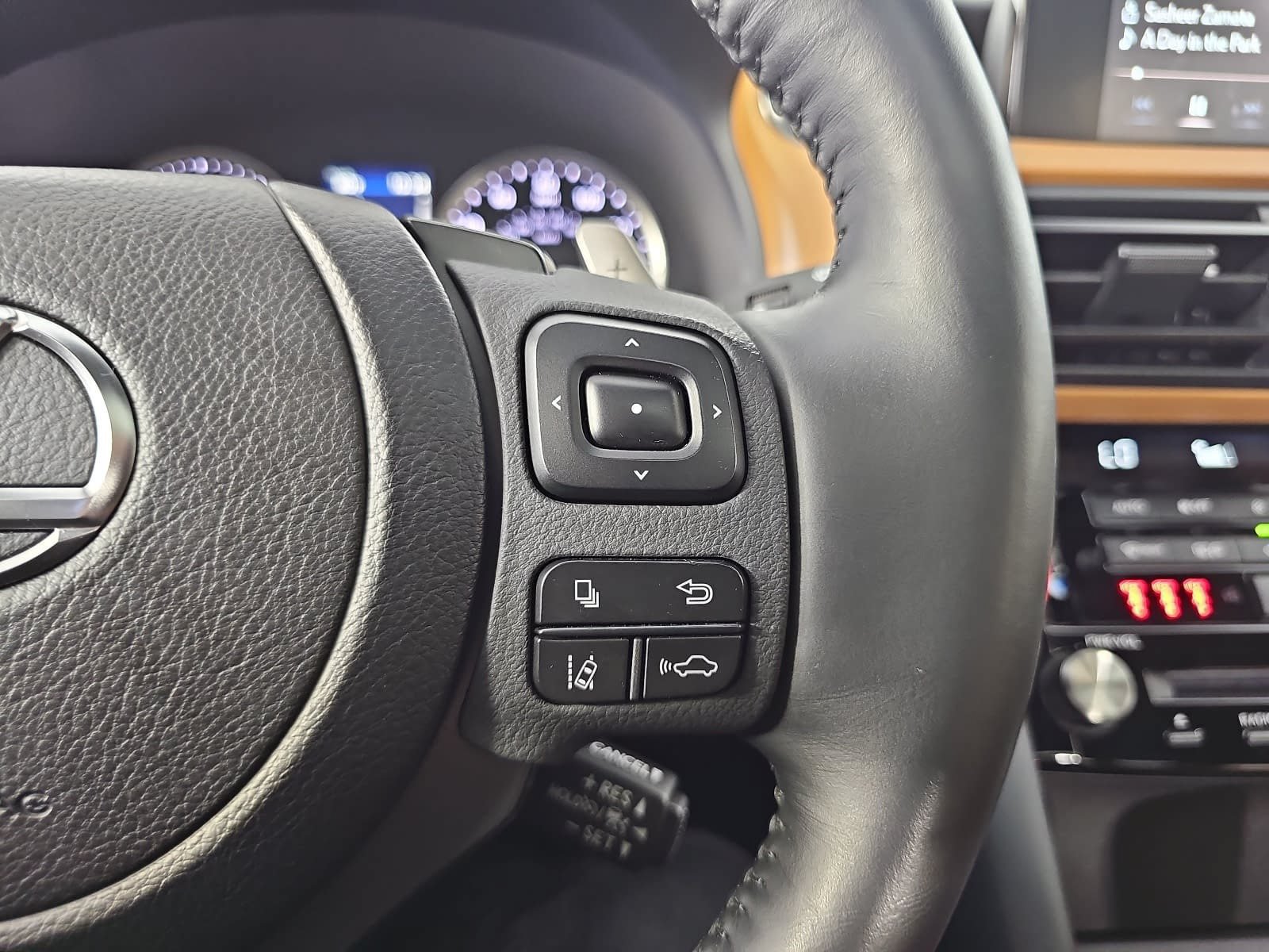 Used 2025 Lexus IS 350 F Sport w/ Accessory Package 2 RWD image 17