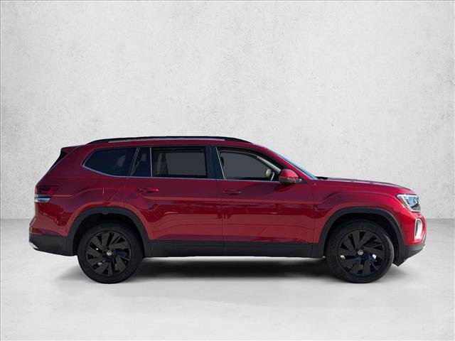 Used 2024 Volkswagen Atlas SE image 4