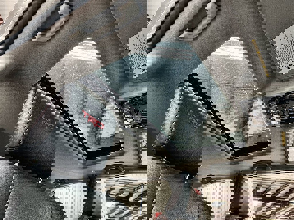 Used 2020 Toyota 4Runner Venture w/ Moonroof Package image 28