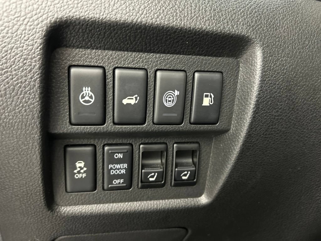 Used 2013 Nissan Murano LE w/ Platinum Pkg AWD/4WD image 19