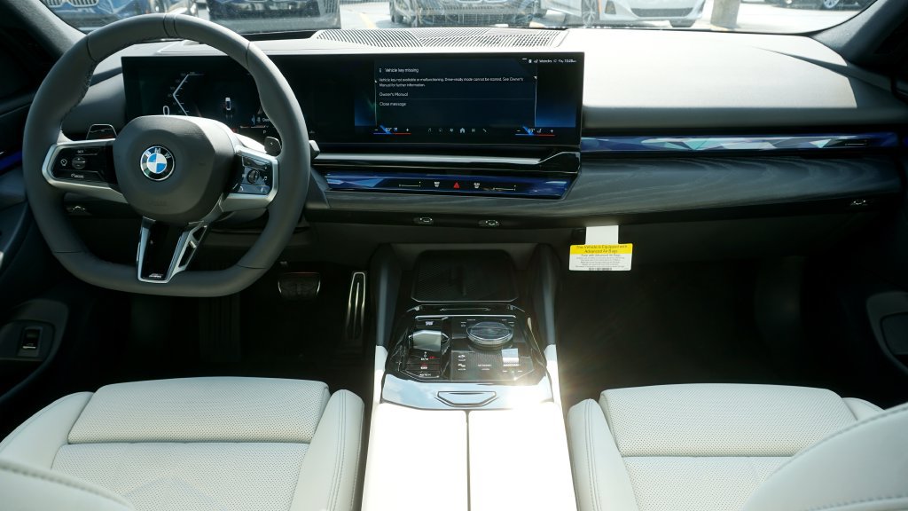 New 2027 BMW 530i xDrive w/ M Sport Package AWD/4WD image 14