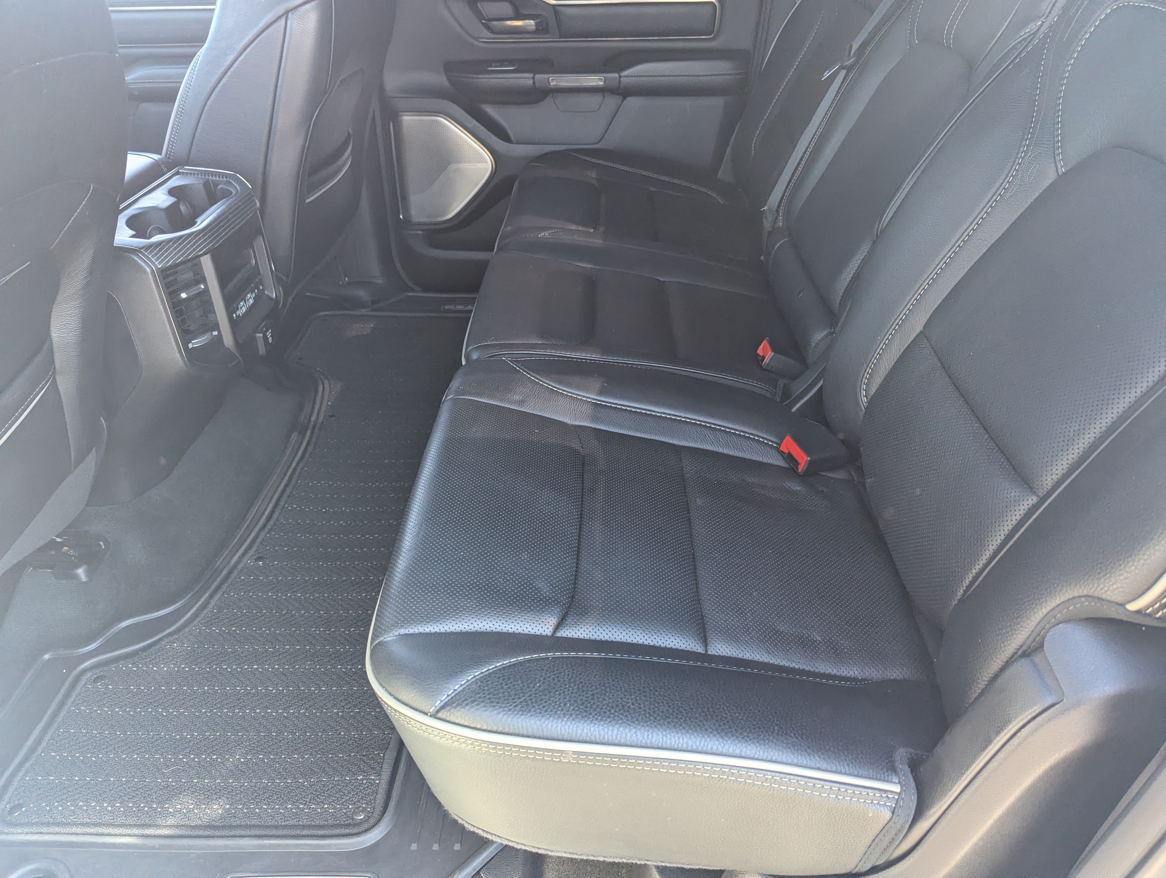Used 2021 RAM 1500 Limited RWD image 14