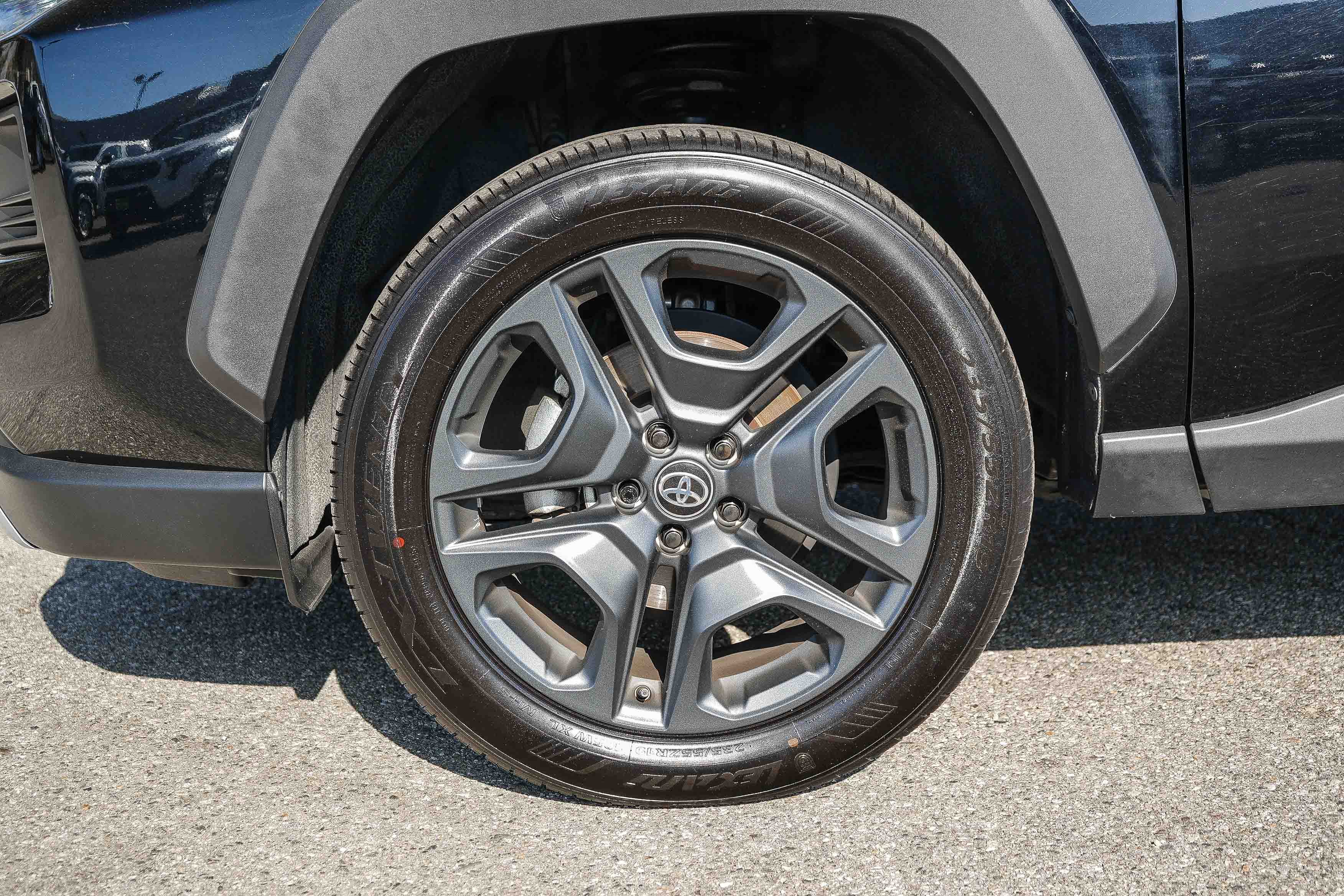 Used 2024 Toyota RAV4 Adventure AWD/4WD image 11