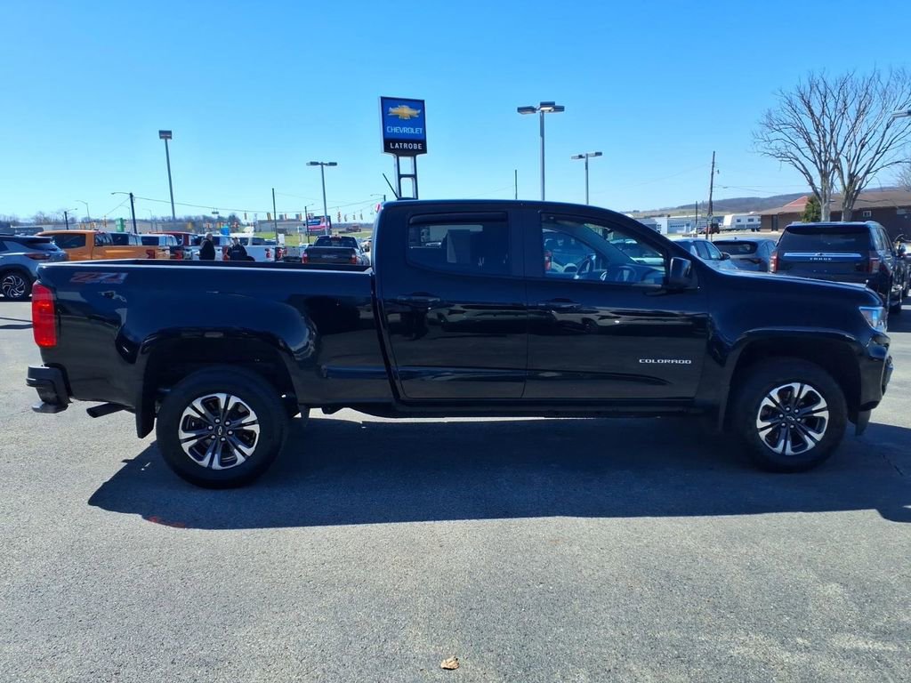 Used 2022 Chevrolet Colorado Z71 image 3