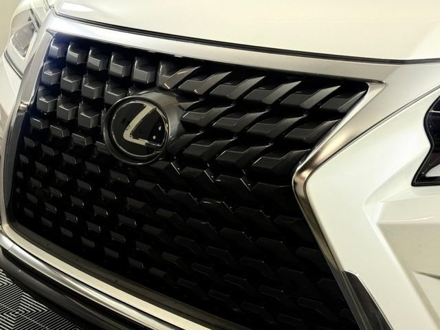 Used 2022 Lexus GX 460 Luxury w/ Sport Design Package AWD/4WD image 14