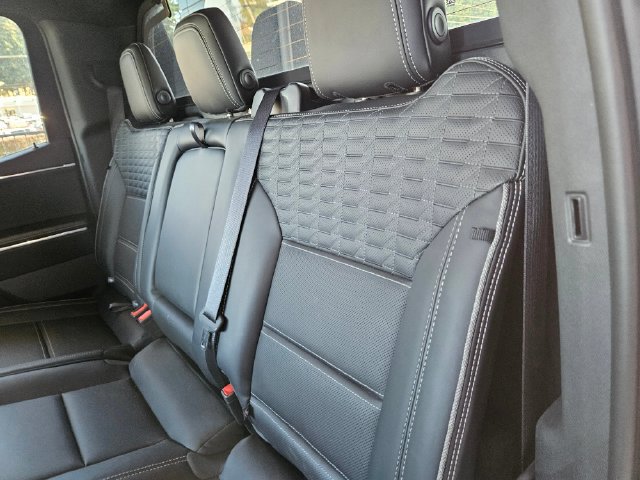 Used 2025 GMC Sierra EV Denali AWD/4WD image 6