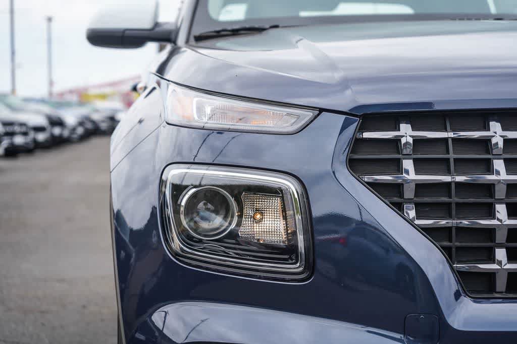 New 2026 Hyundai Venue SEL FWD image 10