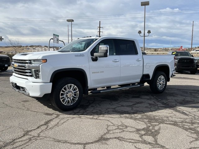 Used 2022 Chevrolet Silverado 3500 High Country w/ Technology Package image 1